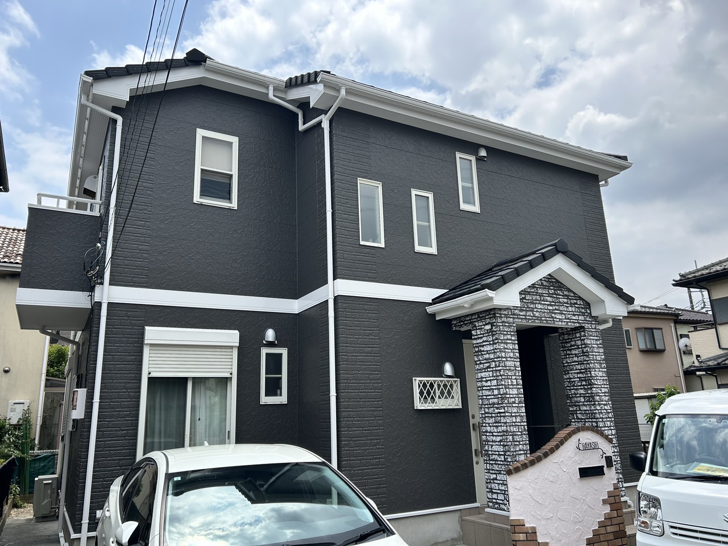 施工後：鶴ヶ島市H様邸 外壁塗装工事（ダークグレー基調）